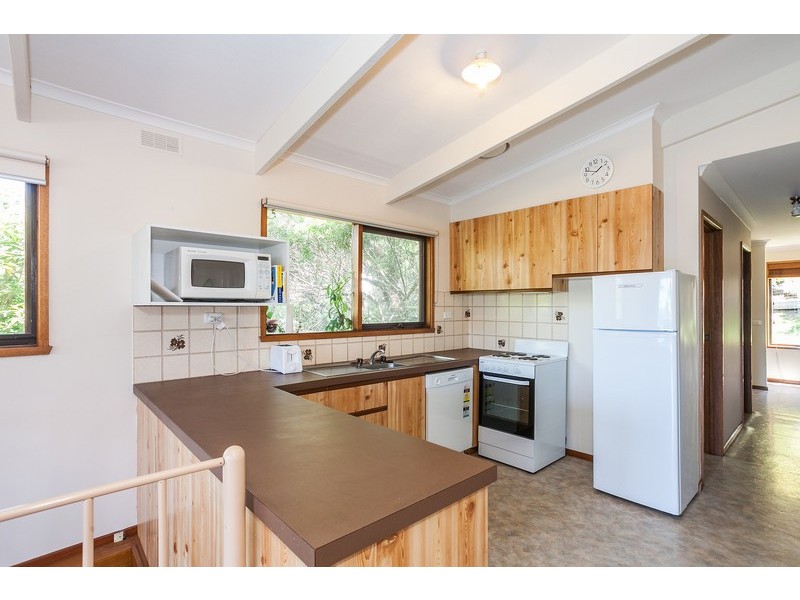 24 Grand Parade, Lorne VIC 3232