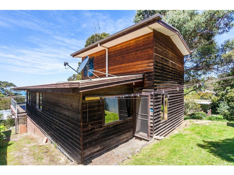 24 Grand Parade, Lorne VIC 3232