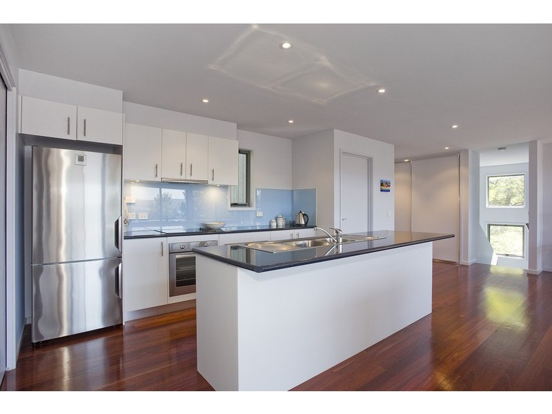 75 Charles Street, Lorne VIC 3232