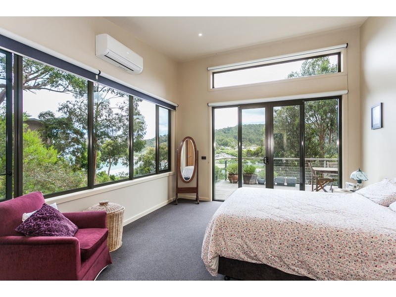 31 Wallace Street, Wye River VIC 3221