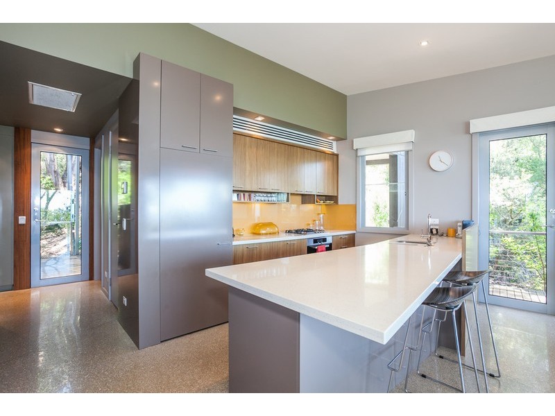 15  Summerhills Avenue, Lorne VIC 3232