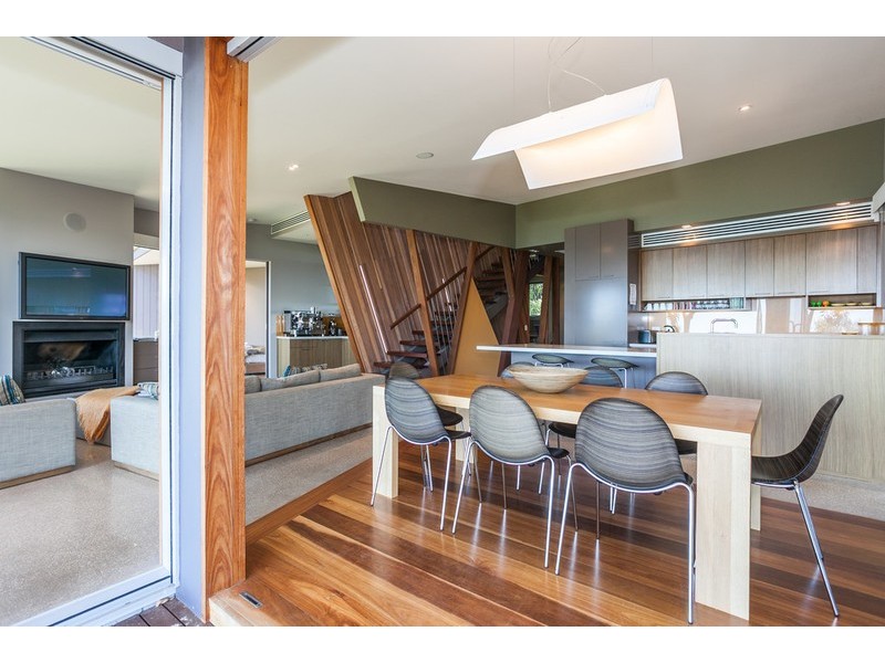 15  Summerhills Avenue, Lorne VIC 3232