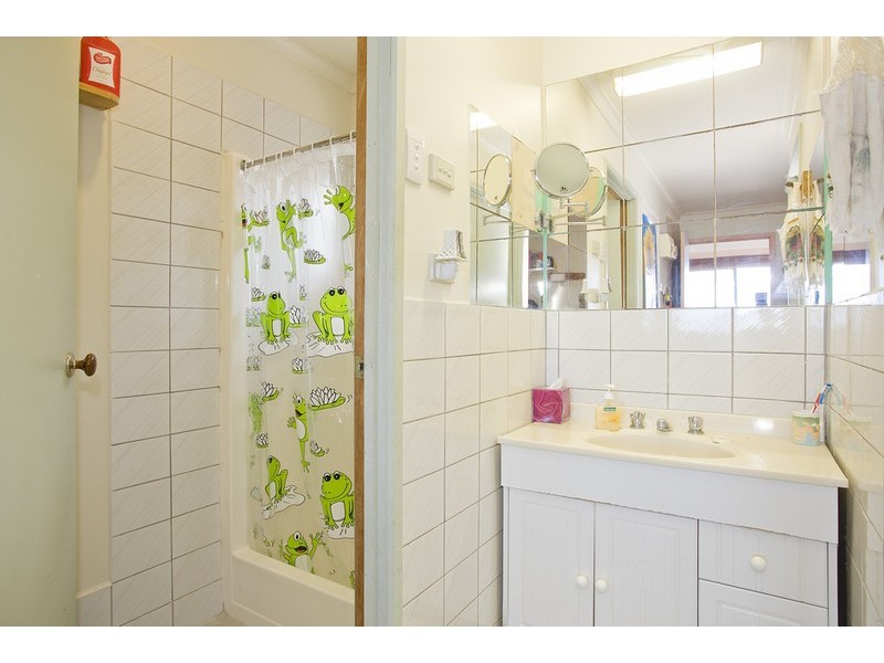 25A Toorak Terrace, Lorne VIC 3232