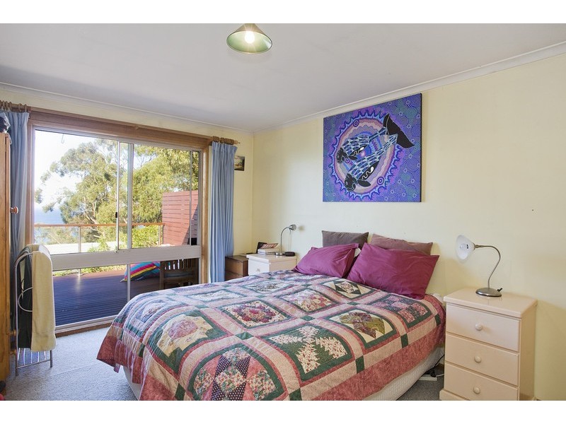 25A Toorak Terrace, Lorne VIC 3232
