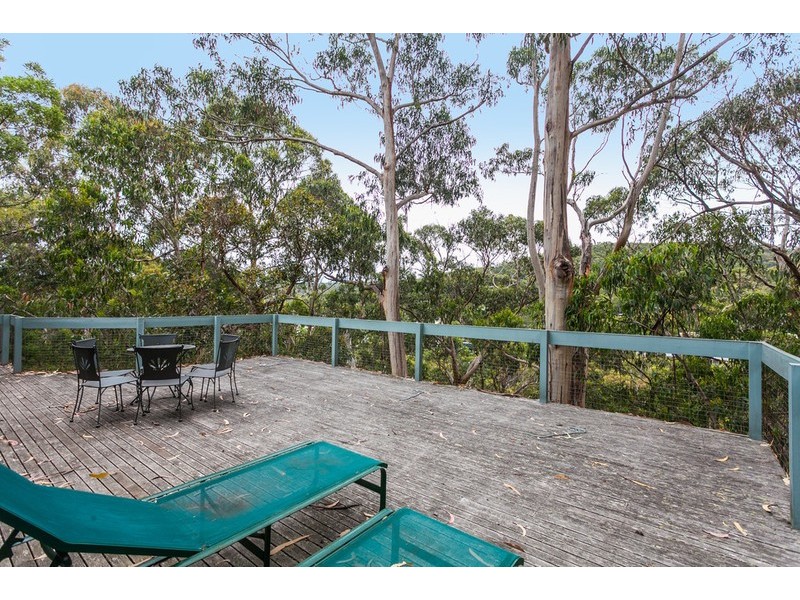 31 Waverly Avenue, Lorne VIC 3232