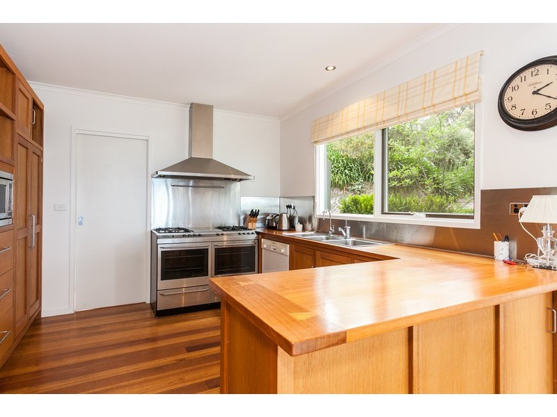 25 Grove Road, Lorne VIC 3232