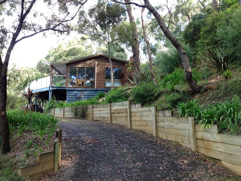 49 Richardson Boulevard, Lorne VIC 3232