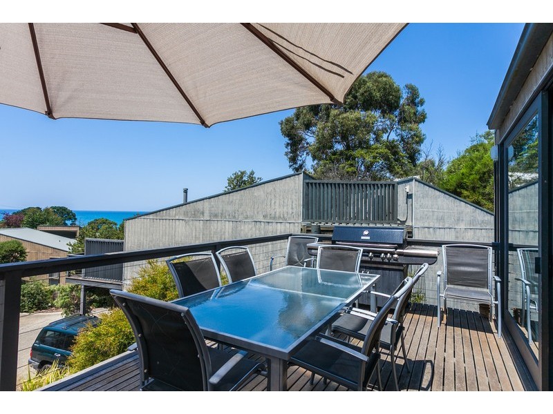 2/19-21 Deans Marsh Road, Lorne VIC 3232