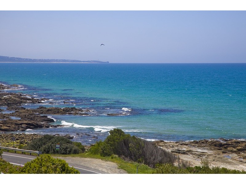 81 Hall Street, Lorne VIC 3232