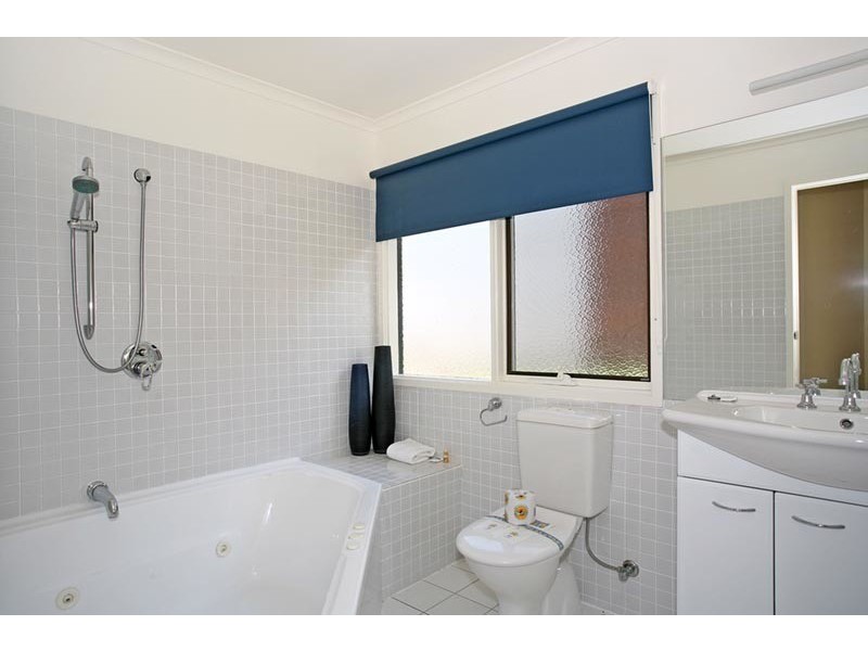 3/12 Minapre Street, Lorne VIC 3232