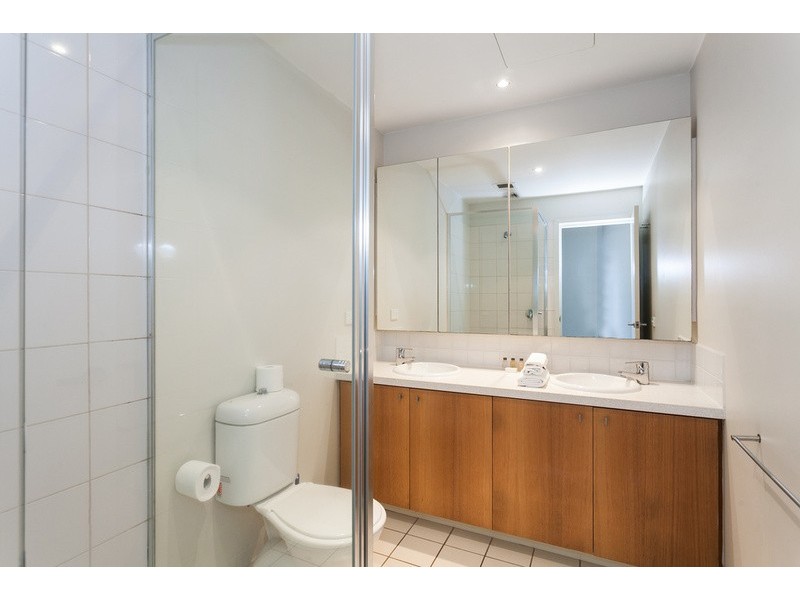 18/260 Mountjoy Parade, Lorne VIC 3232