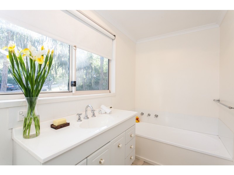 37 Howard Street, Lorne VIC 3232