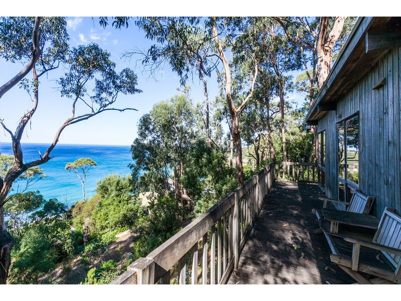 5 Iluka Avenue, Wye River VIC 3221