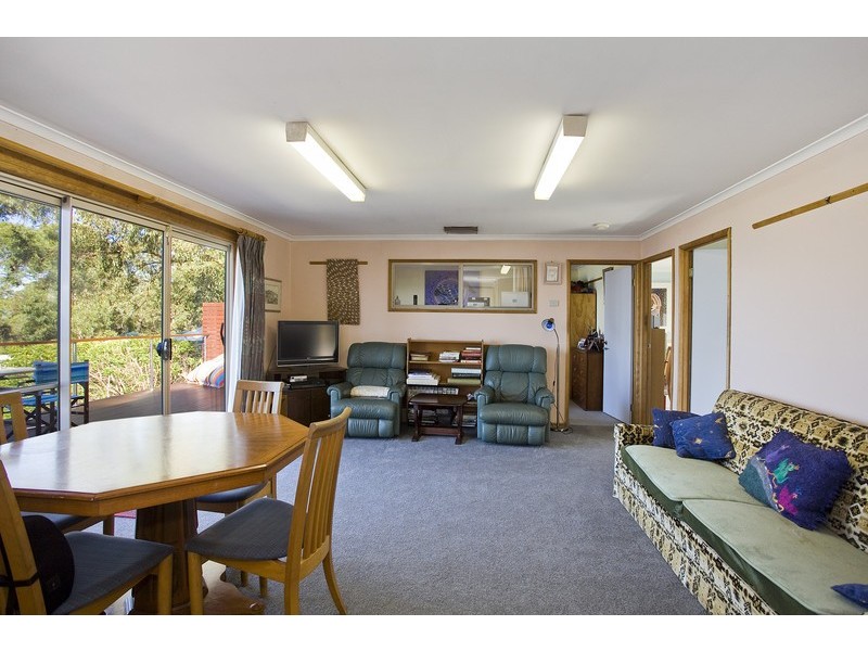 25A Toorak Terrace, Lorne VIC 3232