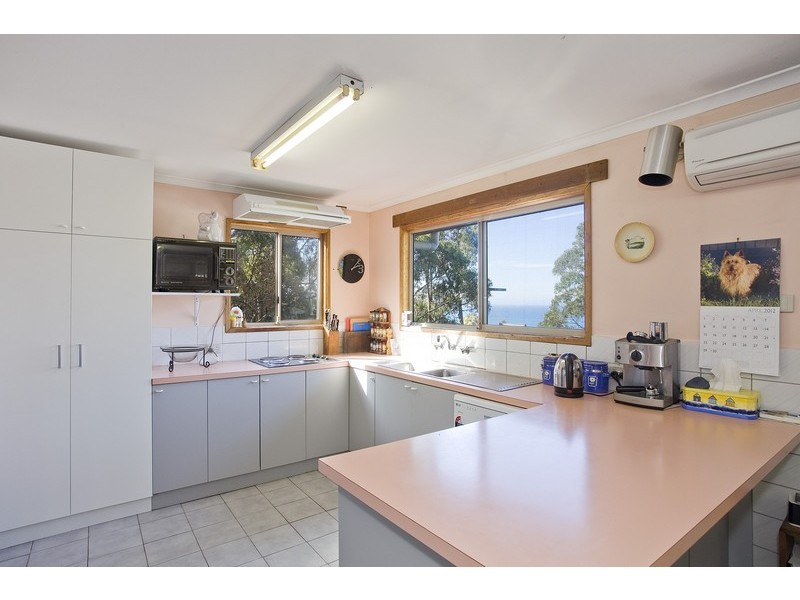 25A Toorak Terrace, Lorne VIC 3232