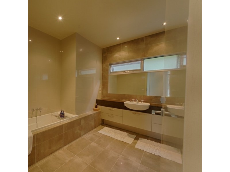 22 Ocean Road South, Lorne VIC 3232