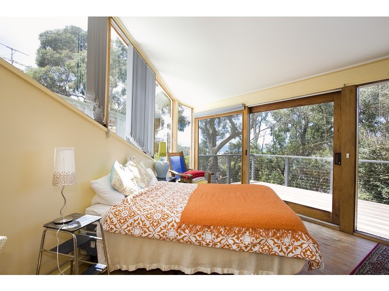 21 Grand Parade, Lorne VIC 3232