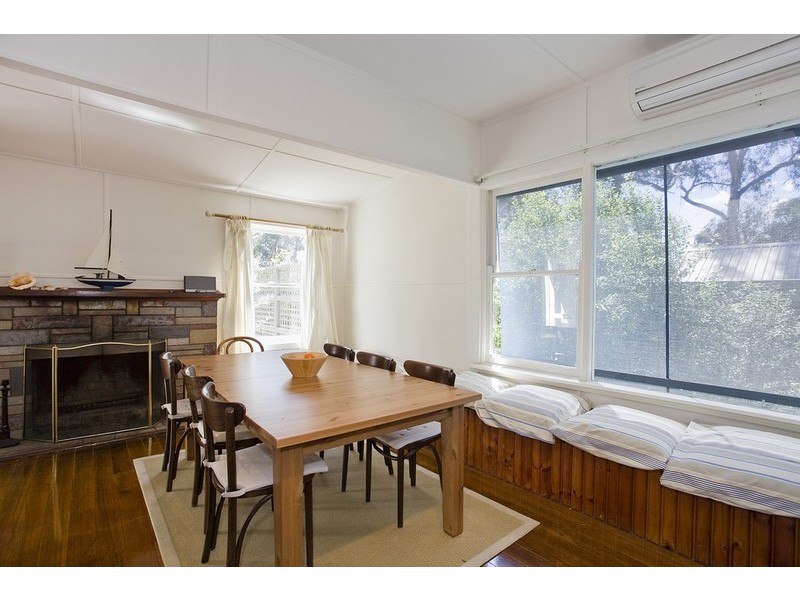 8 Francis Street, Lorne VIC 3232