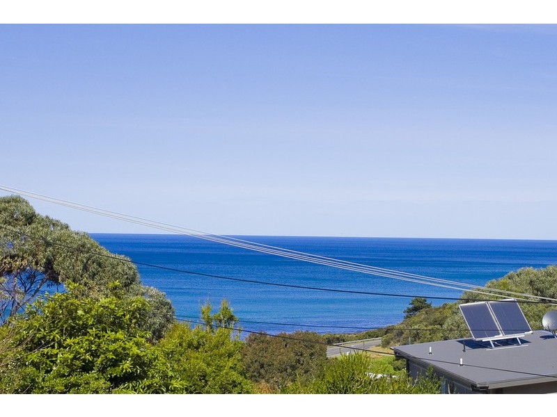 19 Harrington Street, Separation Creek VIC 3221