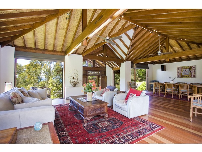 2 Hopetoun Terrace, Lorne VIC 3232