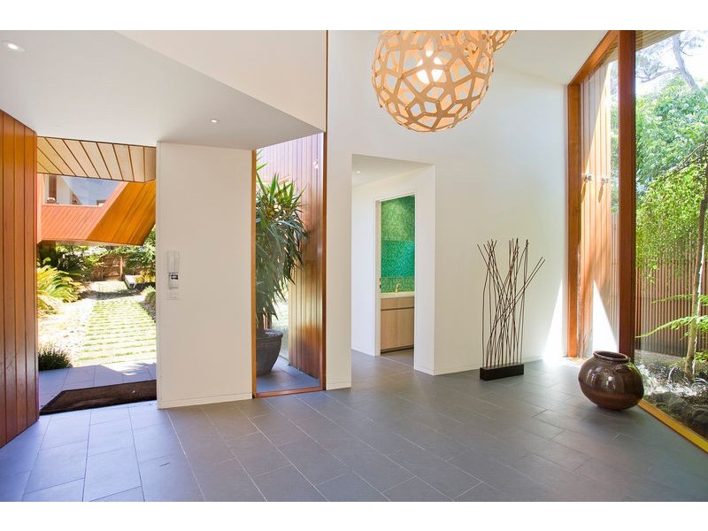 6 Fern Avenue, Lorne VIC 3232