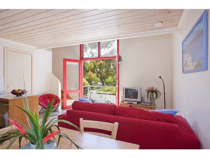16/22-28 Mountjoy Parade, Lorne VIC 3232