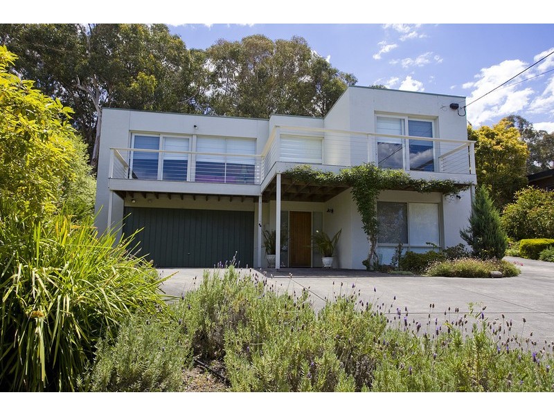 83 Deans Marsh Road, Lorne VIC 3232