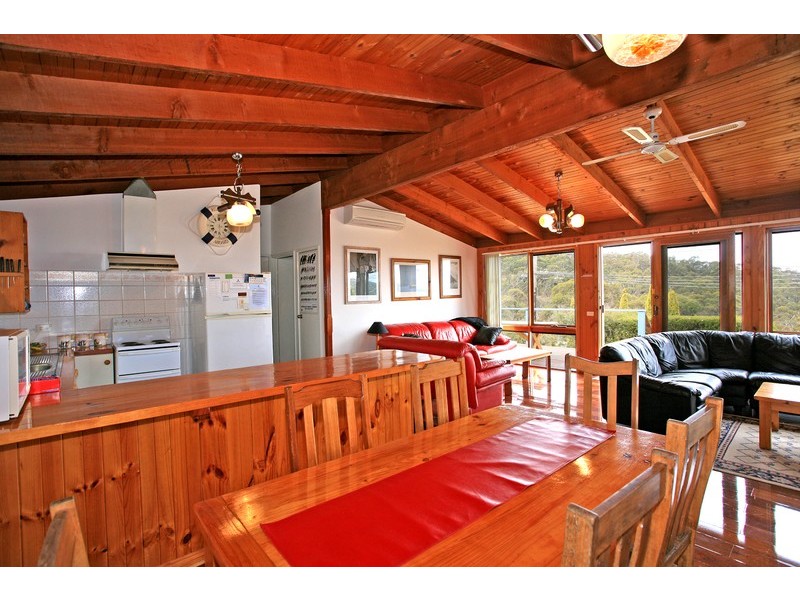 36 Richardson Boulevard, Lorne VIC 3232