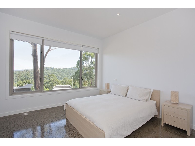 10 Skyline Court, Lorne VIC 3232