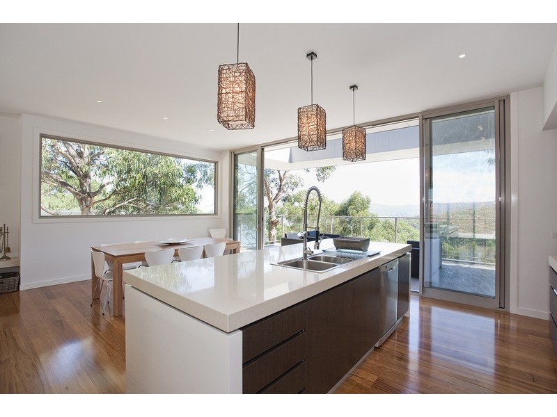 10 Skyline Court, Lorne VIC 3232