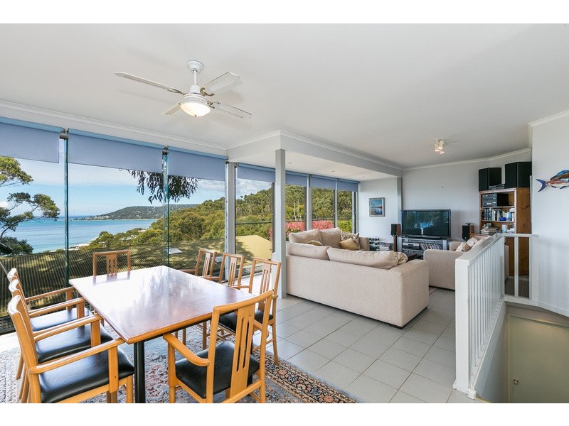 1/12 Summerhills Avenue, Lorne VIC 3232