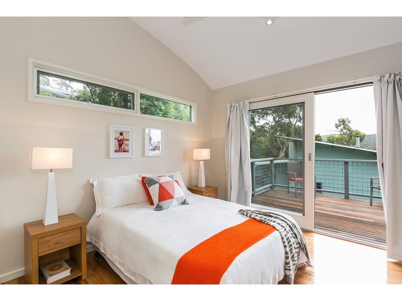 1/15 Toorak Terrace, Lorne VIC 3232