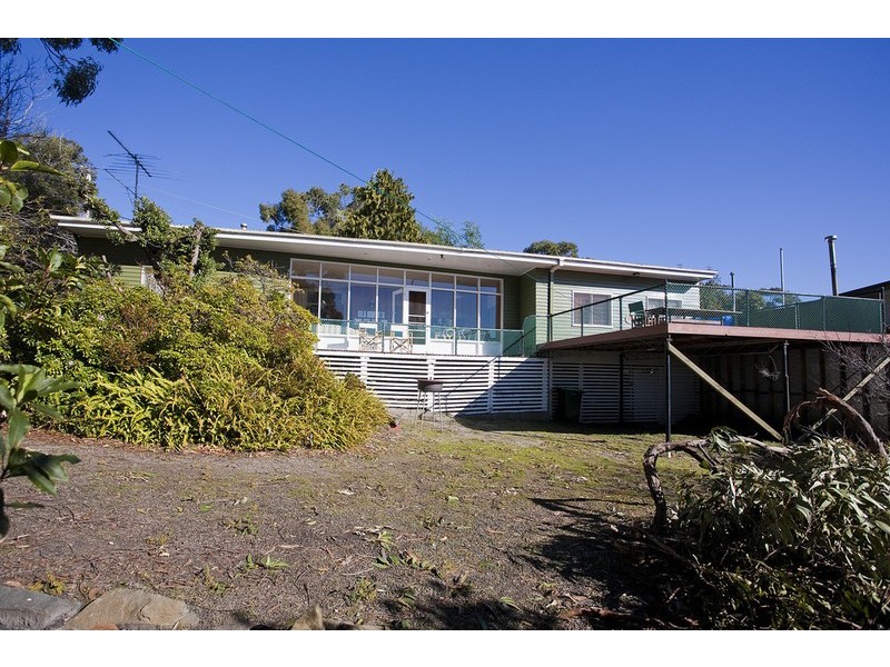 15 George Street, Lorne VIC 3232