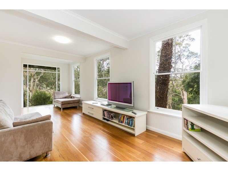12 Gardiner Avenue, Lorne VIC 3232
