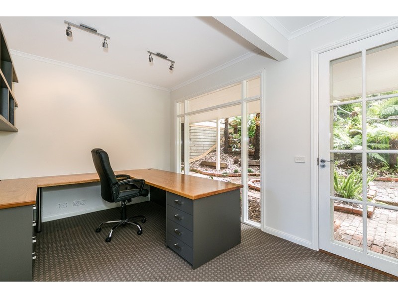 12 Gardiner Avenue, Lorne VIC 3232