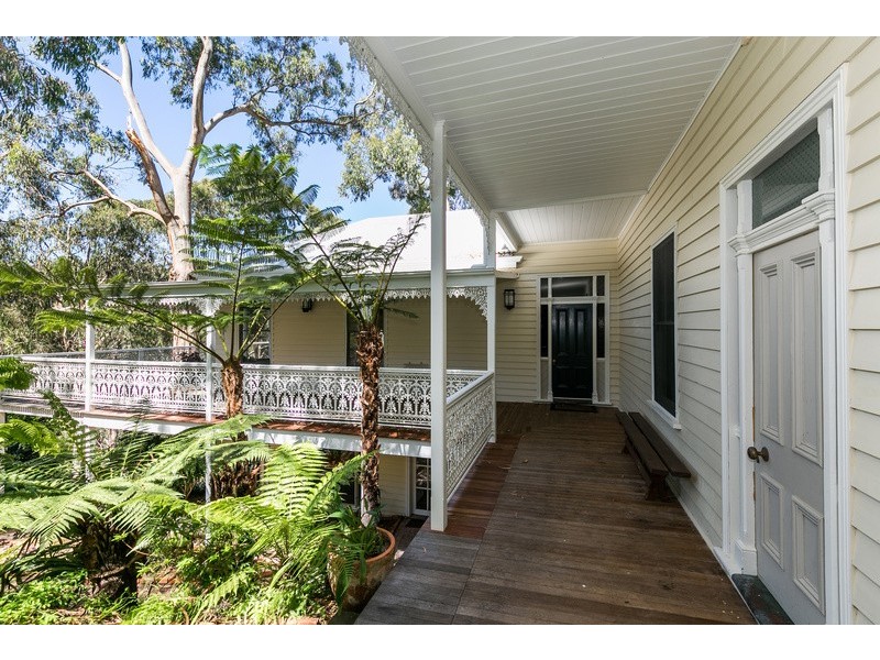 12 Gardiner Avenue, Lorne VIC 3232