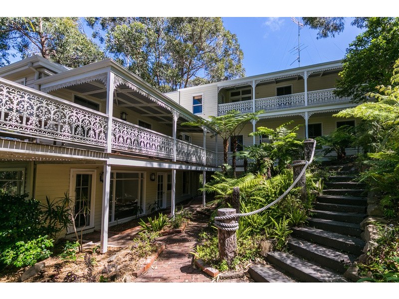 12 Gardiner Avenue, Lorne VIC 3232