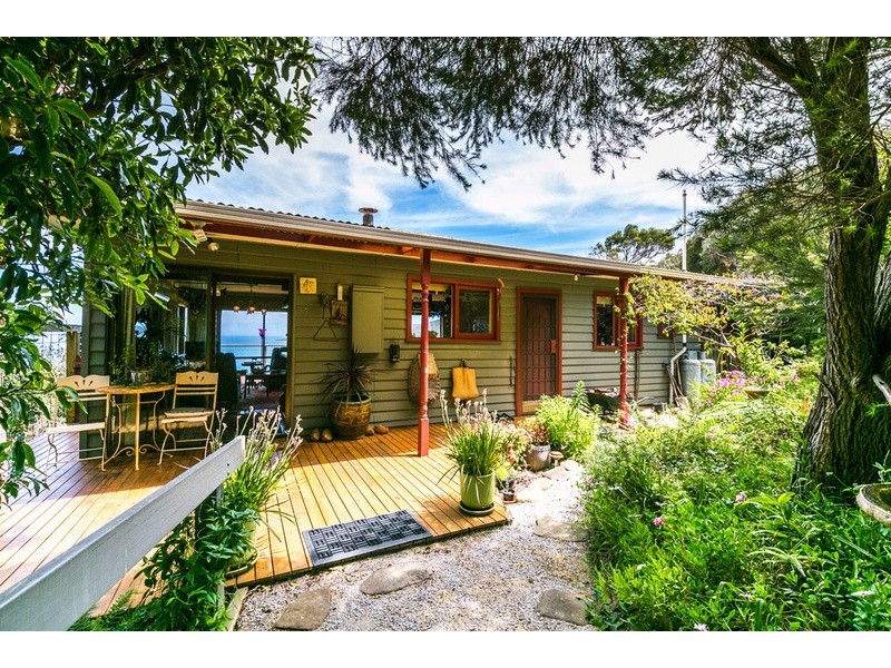 13 Sturt Court, Wye River VIC 3221