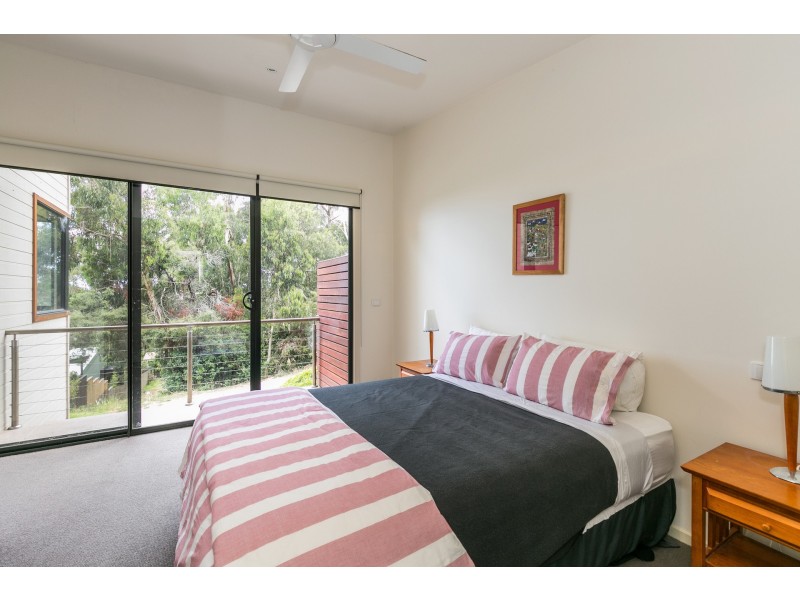 12 Normanby Terrace, Lorne VIC 3232