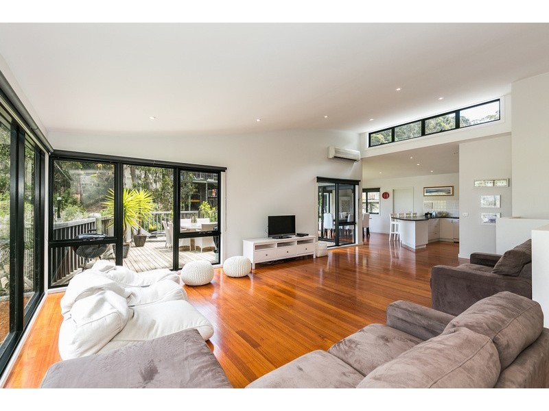 20A Belvedere Terrace, Lorne VIC 3232