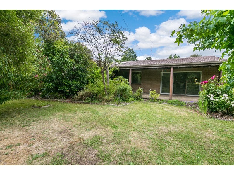 16 Jenner Street, Birregurra VIC 3242