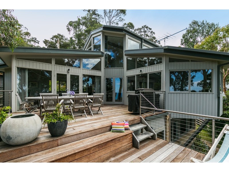 23 Toorak Terrace, Lorne VIC 3232