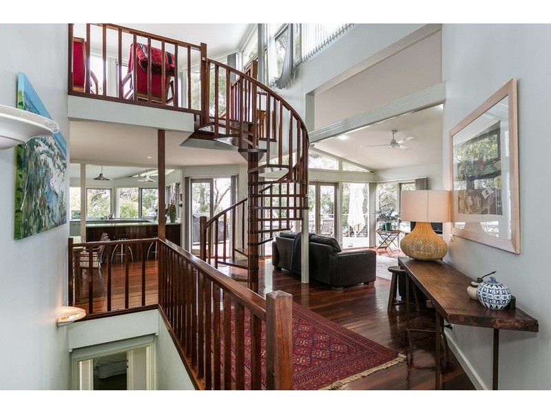 23 Toorak Terrace, Lorne VIC 3232