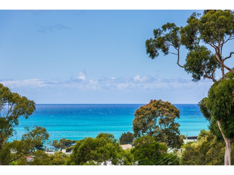 8  Grand Parade, Lorne VIC 3232
