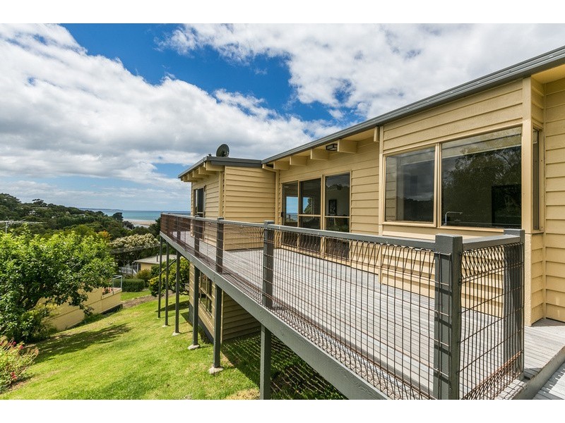 8  Grand Parade, Lorne VIC 3232