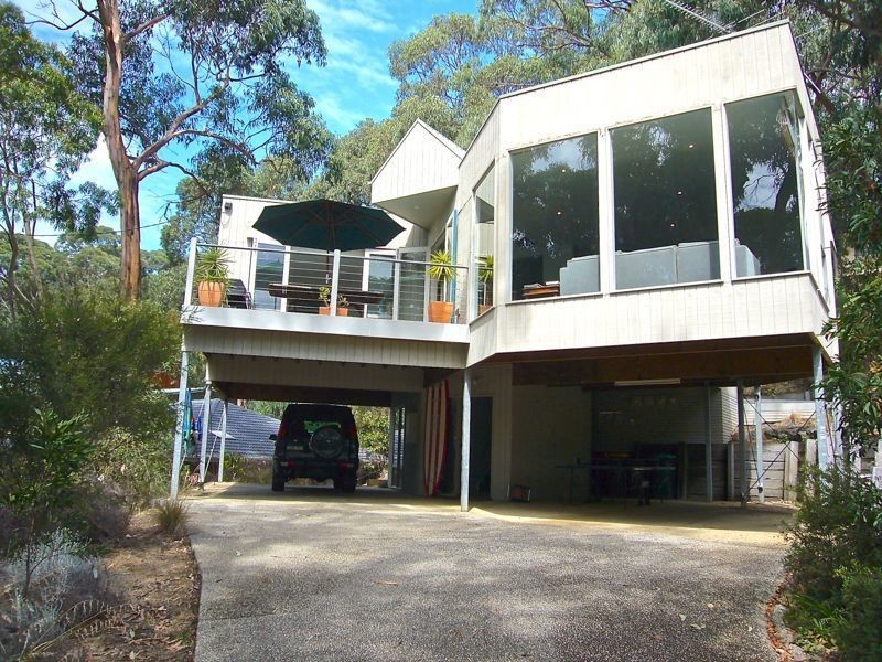 28 Charles Street, Lorne VIC 3232