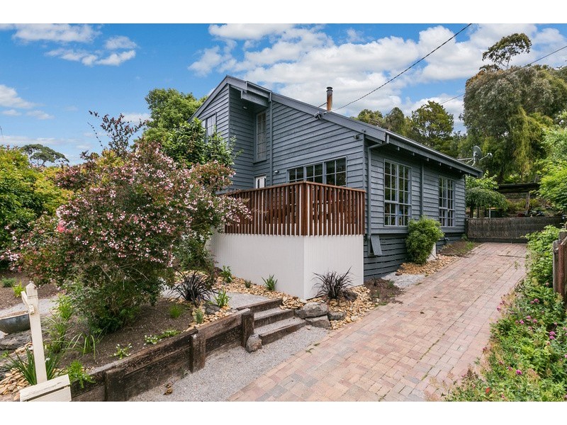 13 Smithers Street, Lorne VIC 3232