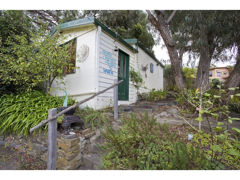 13 Smithers Street, Lorne VIC 3232
