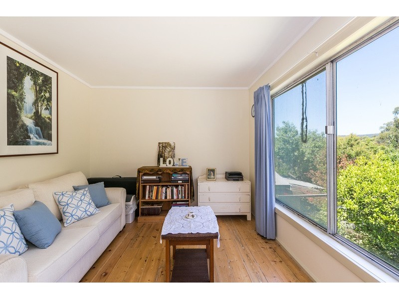 17 Gwynne Avenue, Lorne VIC 3232