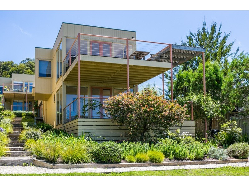 3/12 Staughton Avenue, Lorne VIC 3232